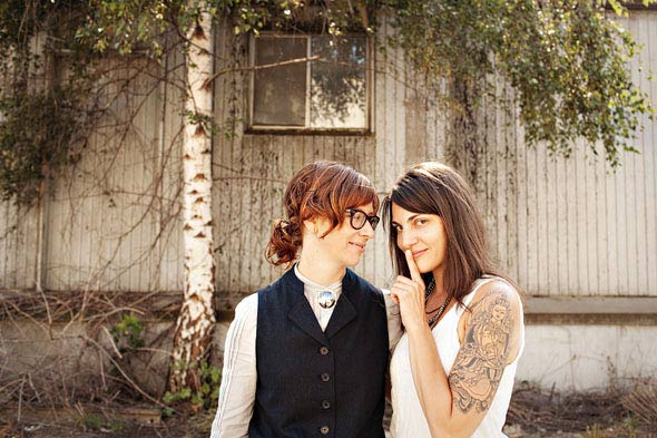 lesbian-wedding-rings